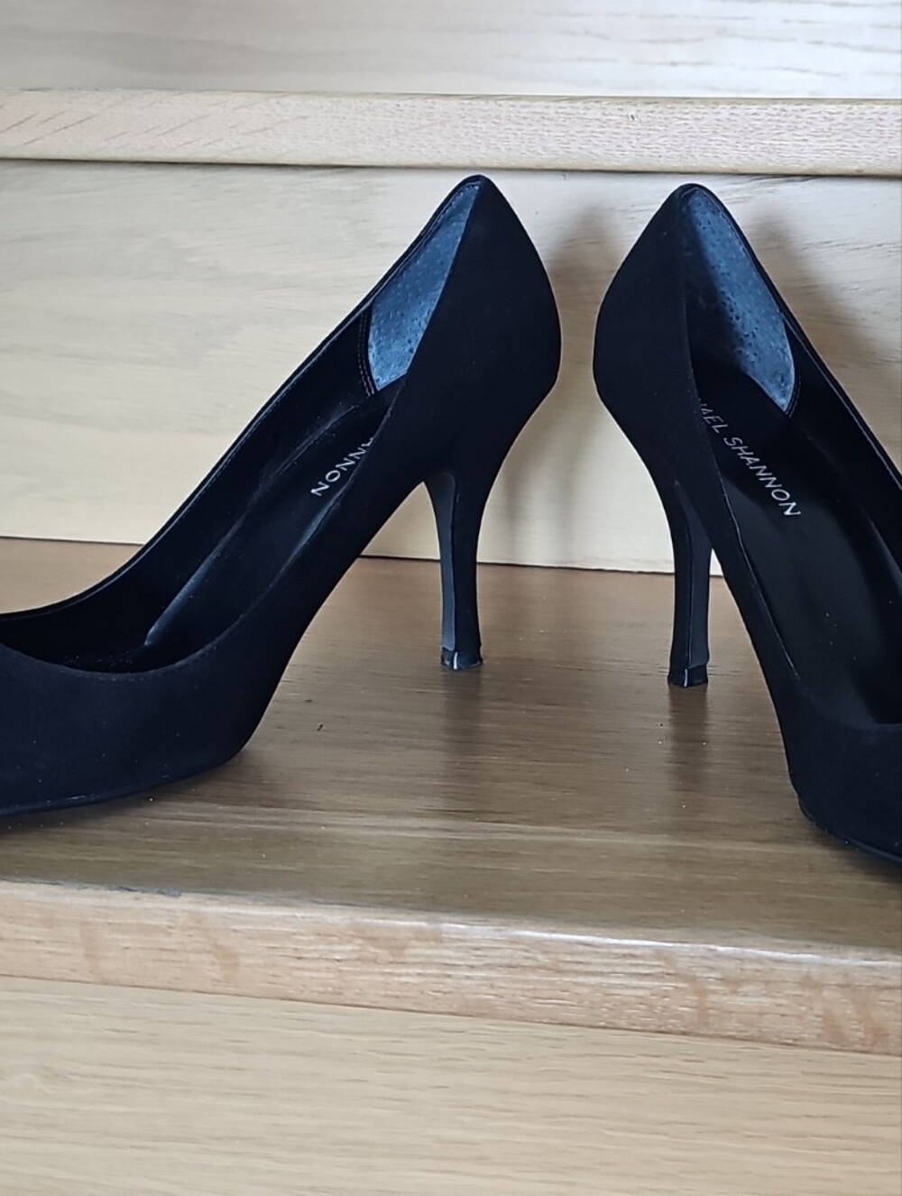 Michael Shannon Black Peep-Toe Stiletto Pumps